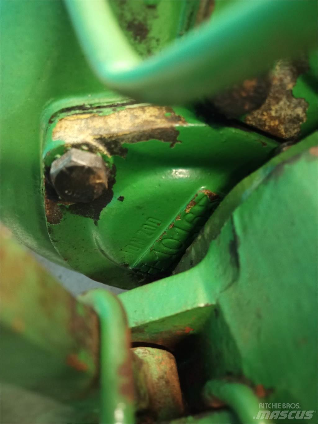 John Deere 1085 Ülekandemehhanism