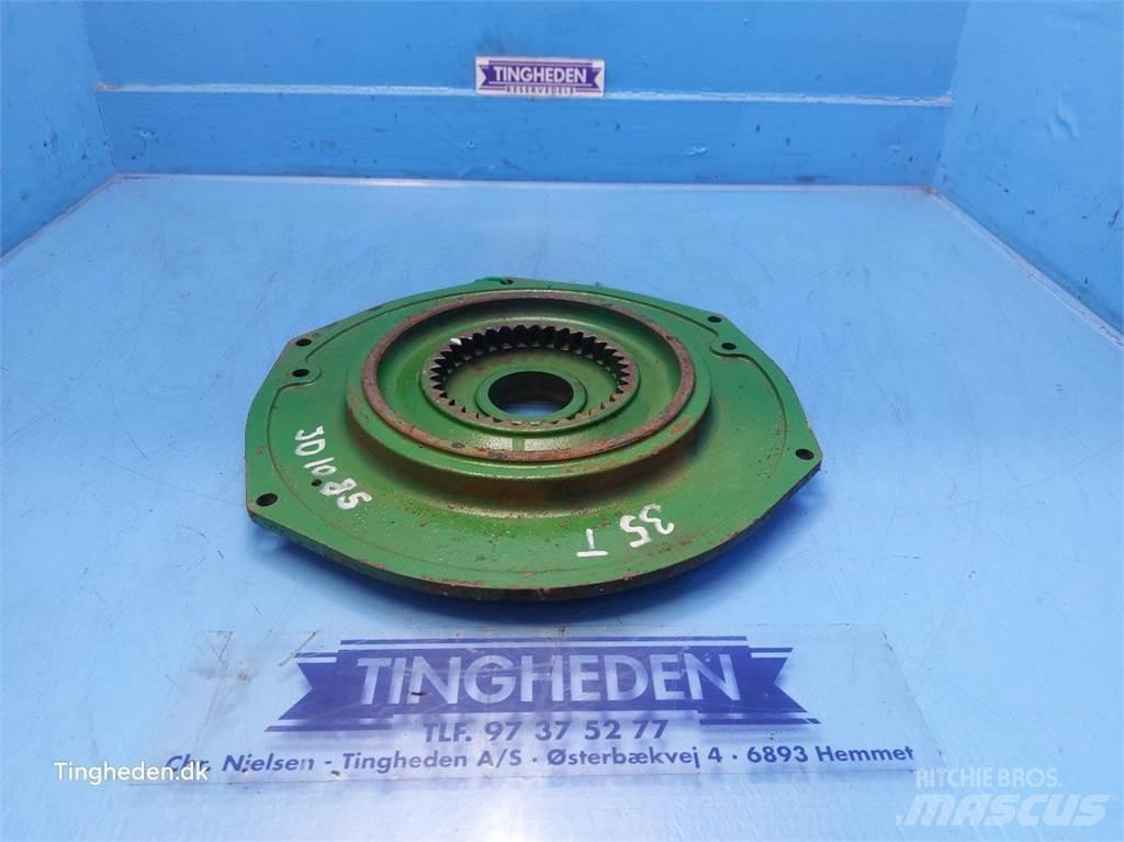 John Deere 1085 Liivapuisturid ja soolapuisturid