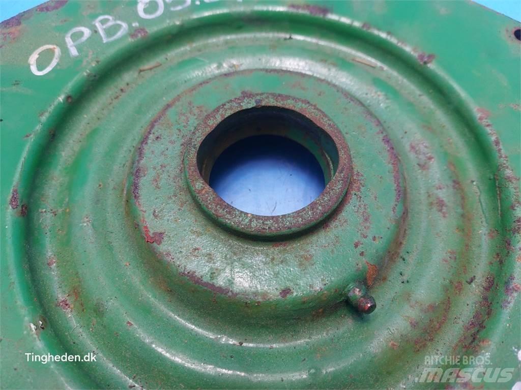 John Deere 1085 Liivapuisturid ja soolapuisturid