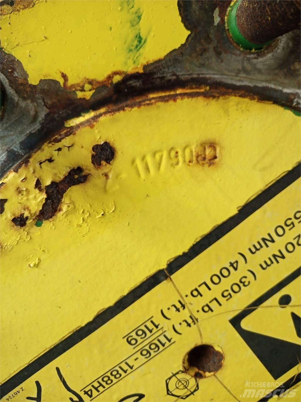 John Deere 1177 Lisavarustus ja komponendid