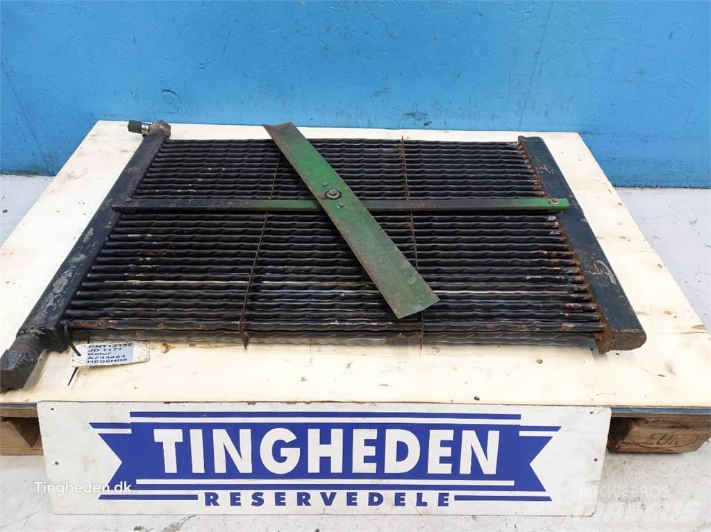 John Deere 1177 Radiaatorid