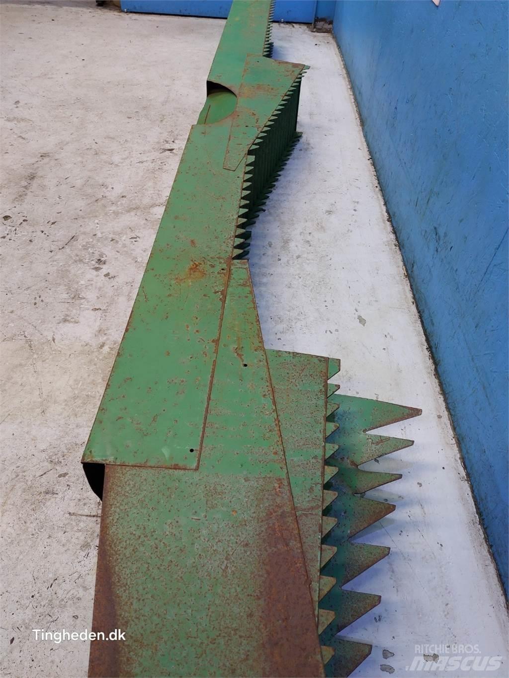 John Deere 1177 Lisavarustus ja komponendid