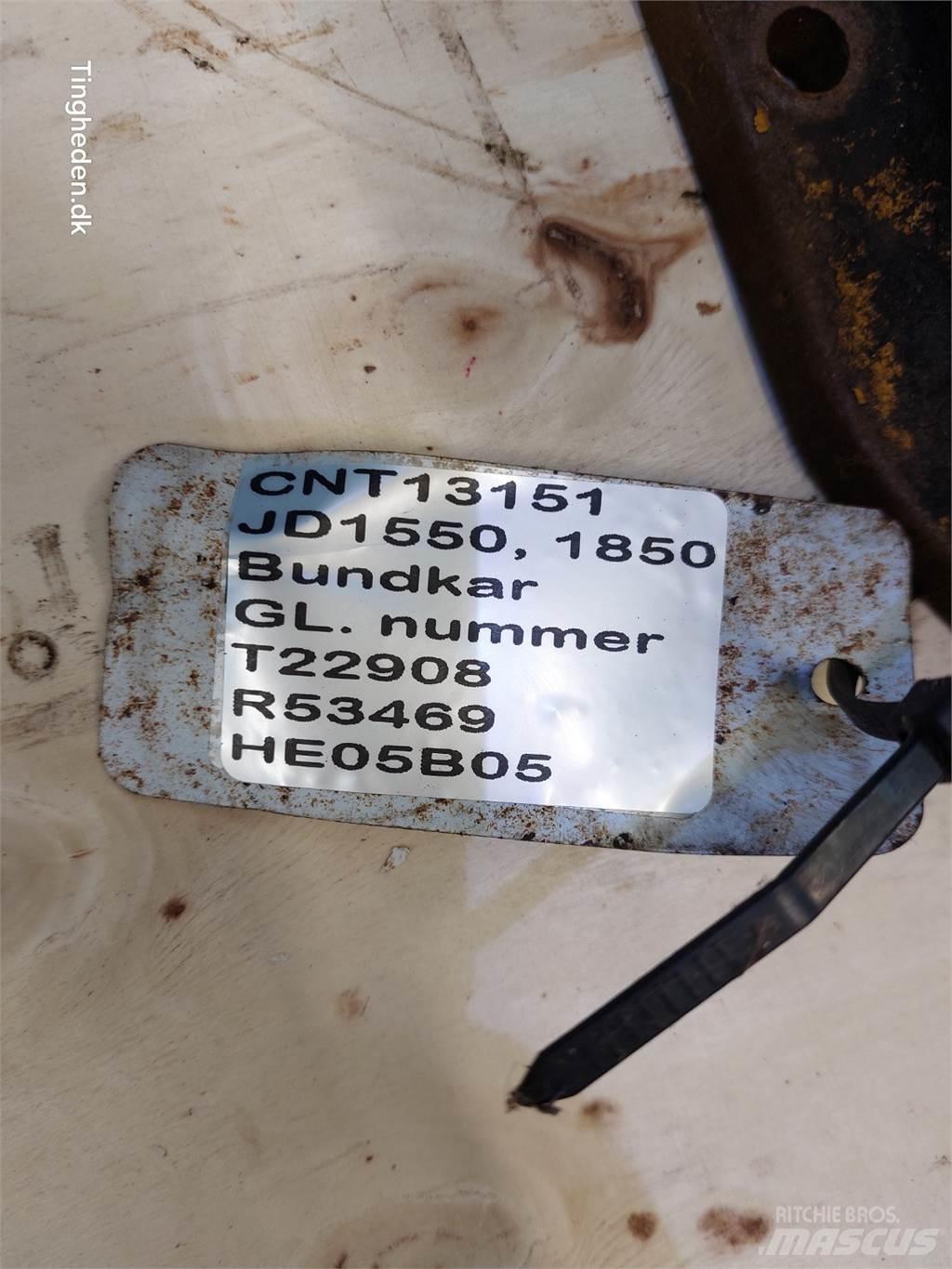 John Deere 1550 Mootorid