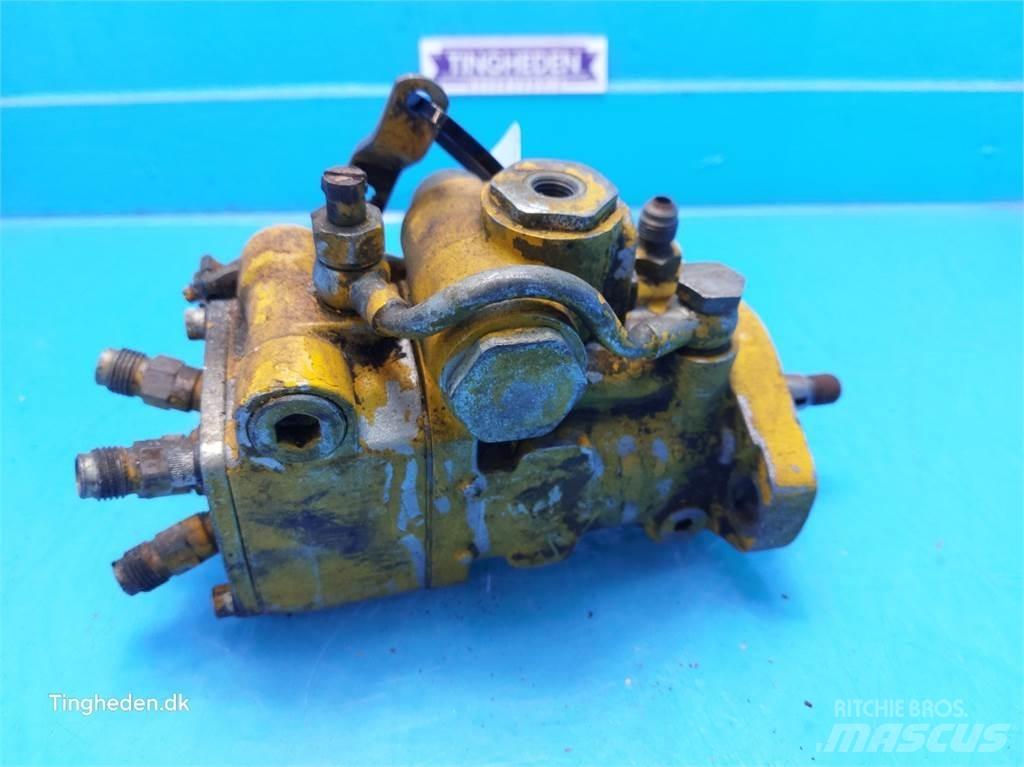 John Deere 2020 Mootorid