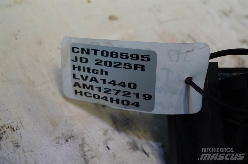 John Deere 2025R Muud traktoritarvikud