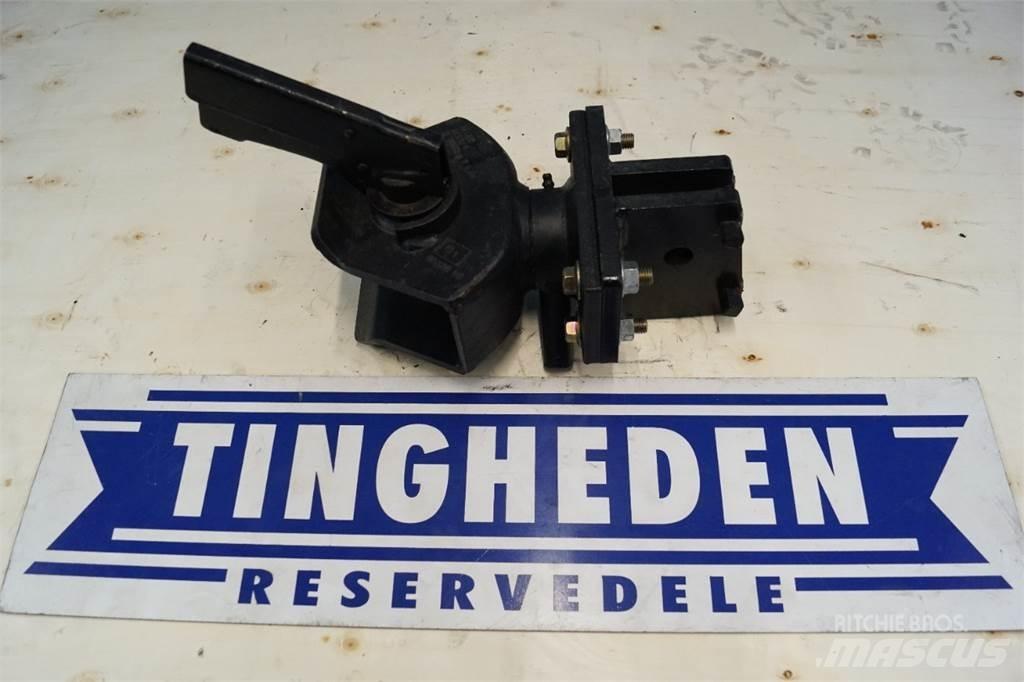 John Deere 2026R Muud traktoritarvikud