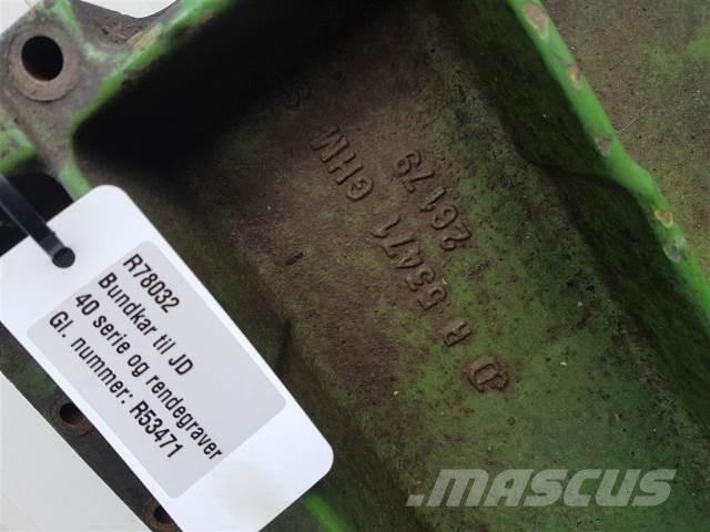 John Deere 2040 Mootorid