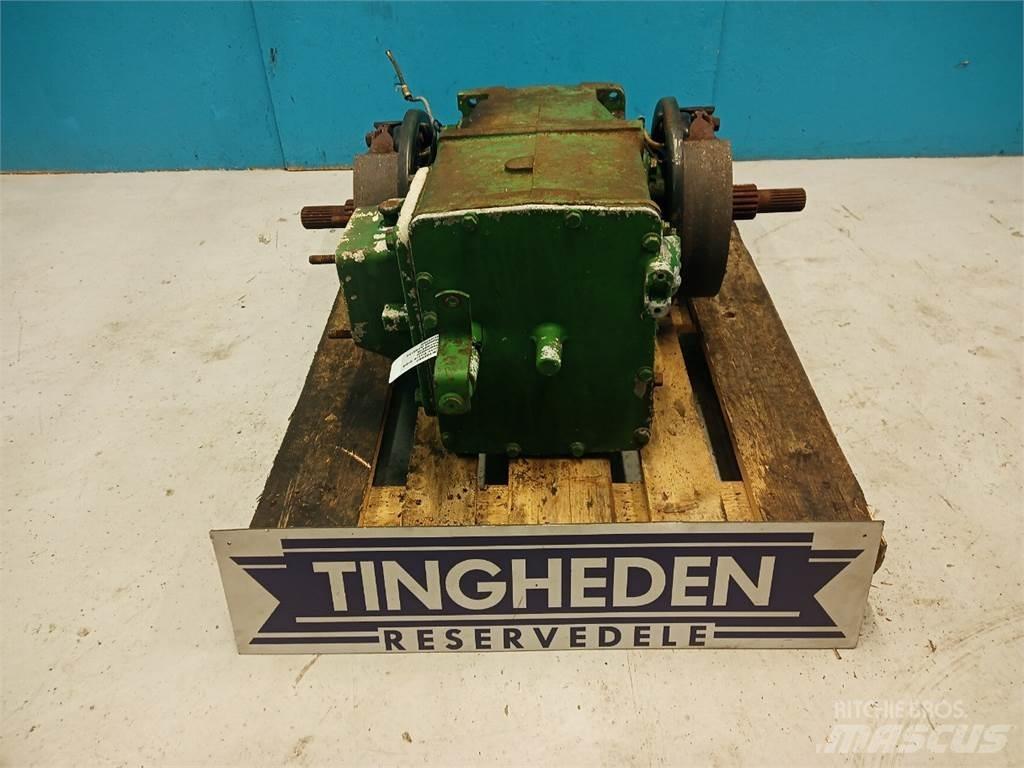 John Deere 2054 Ülekandemehhanism