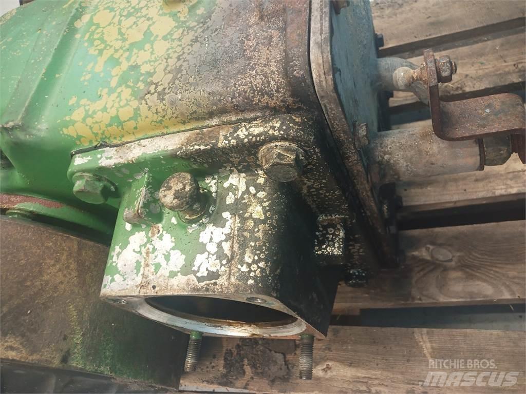 John Deere 2066 Ülekandemehhanism