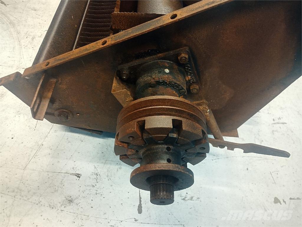 John Deere 2066 Lisavarustus ja komponendid
