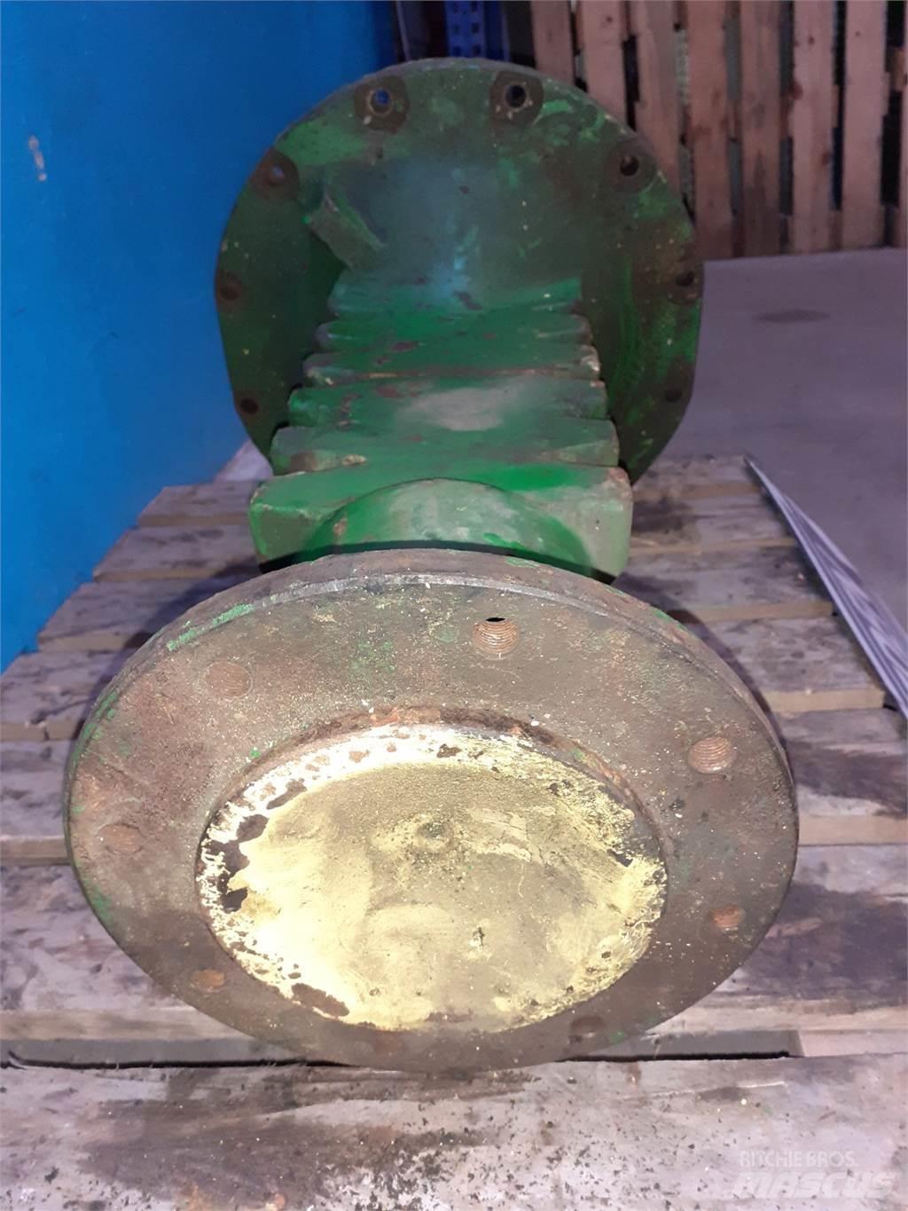 John Deere 2120 Muud traktoritarvikud