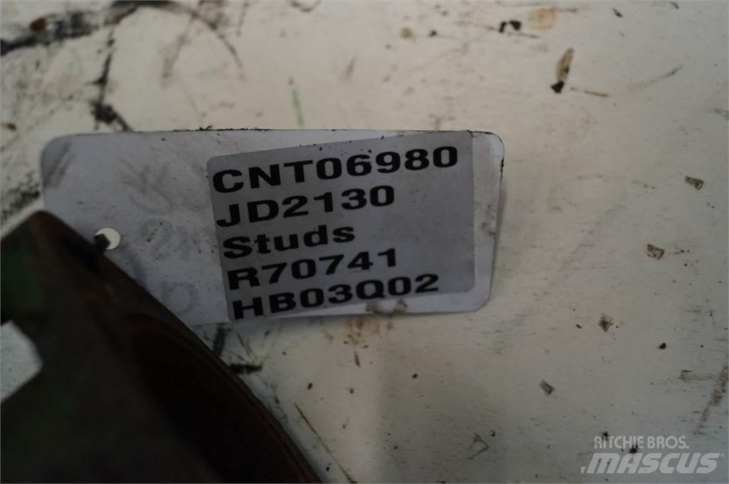 John Deere 2130 Radiaatorid