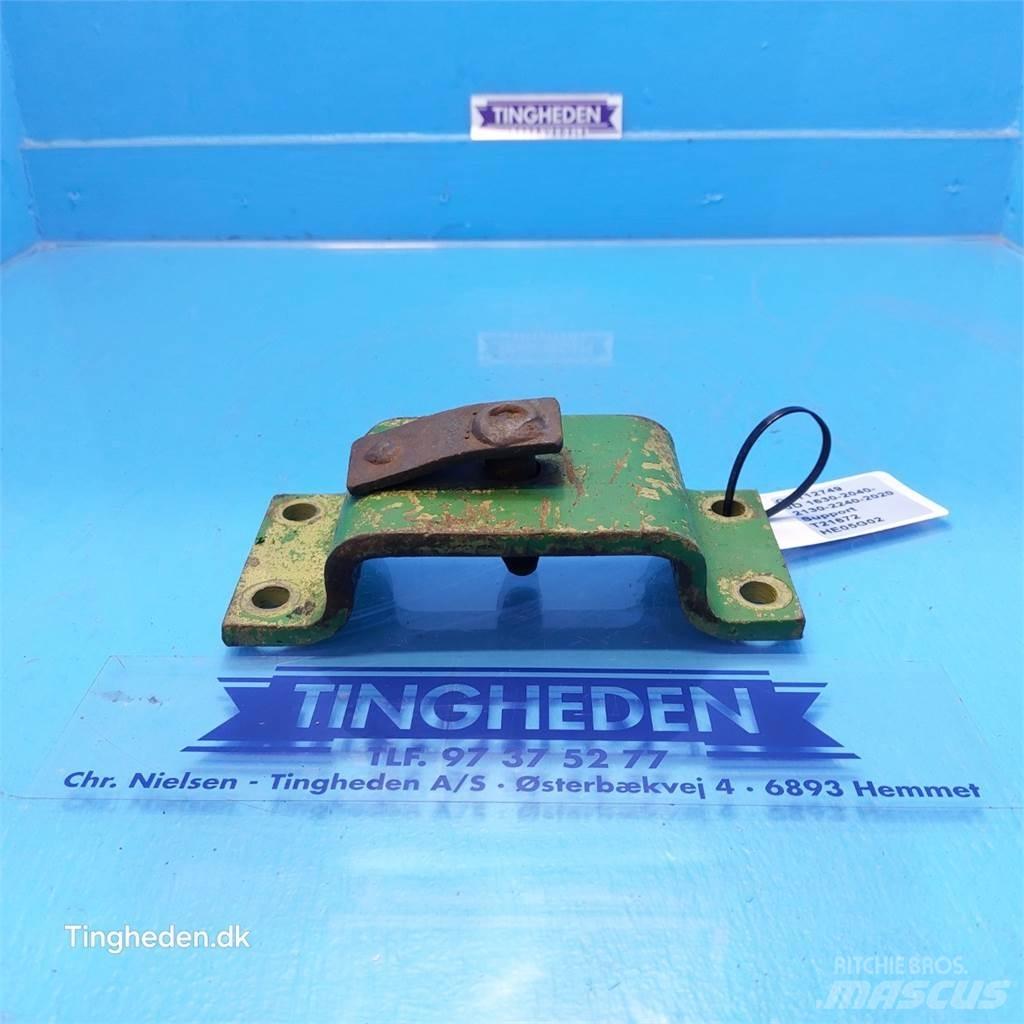 John Deere 2130 Muud traktoritarvikud
