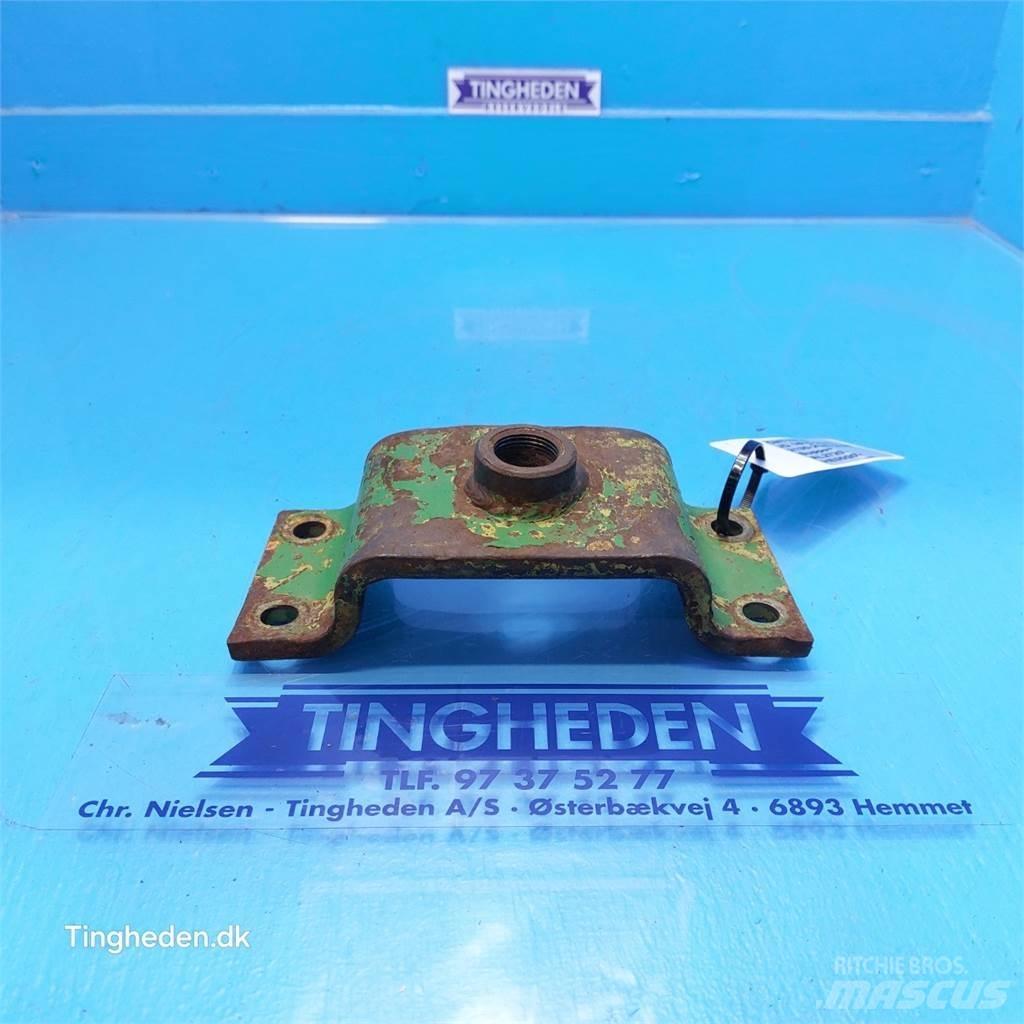 John Deere 2240 Muud traktoritarvikud