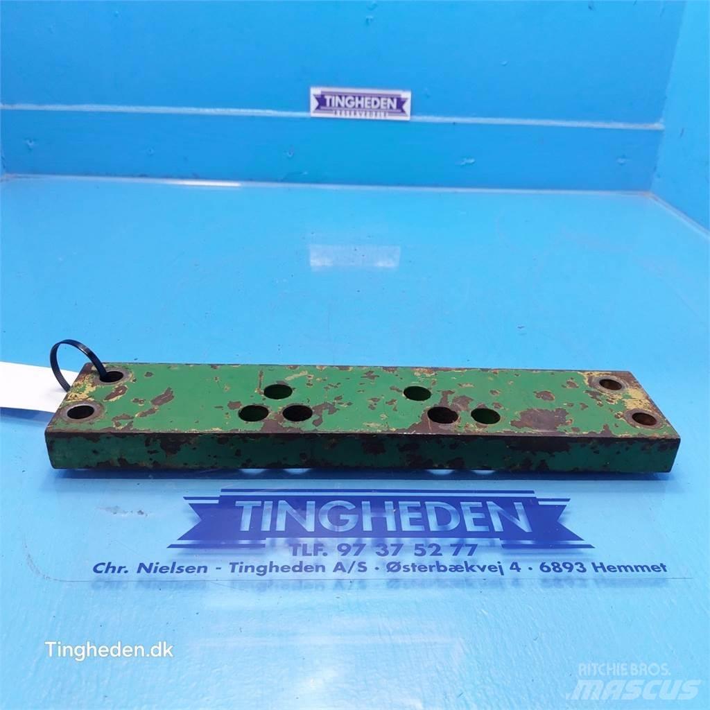 John Deere 2951 Muud traktoritarvikud