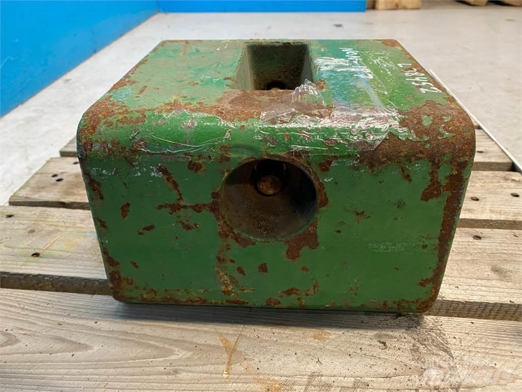 John Deere 3040 Esiraskused