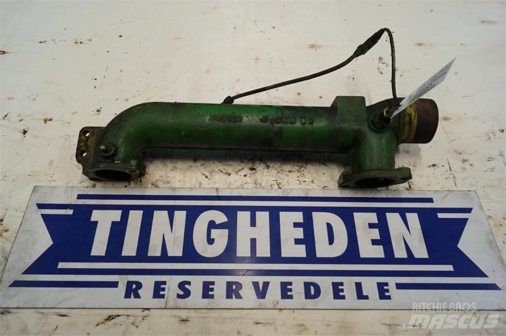 John Deere 3140 Mootorid