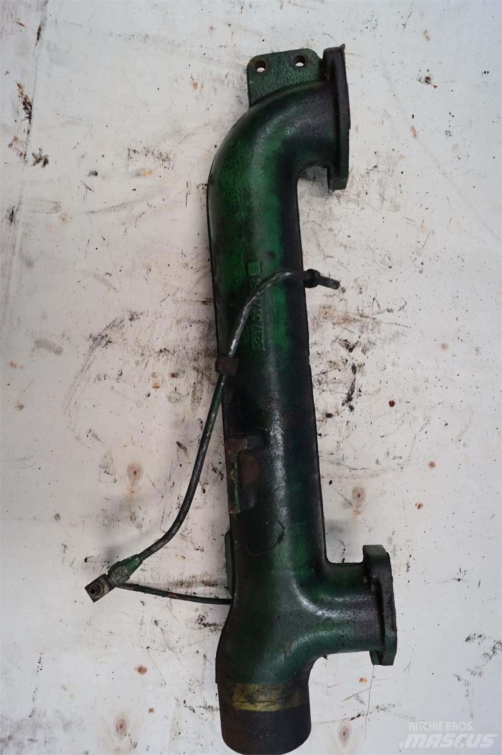 John Deere 3140 Mootorid