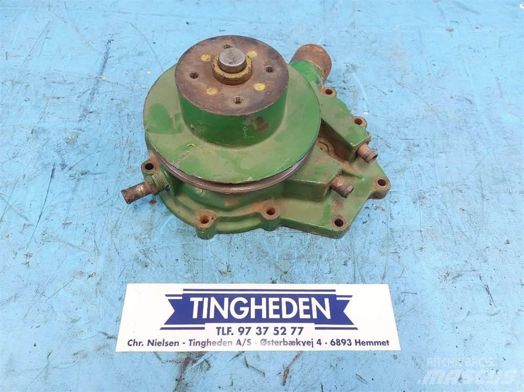 John Deere 3640 Mootorid