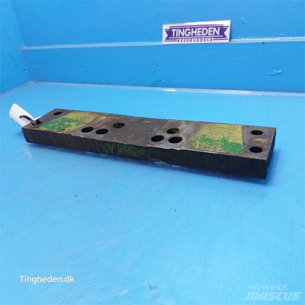 John Deere 3640 Muud traktoritarvikud