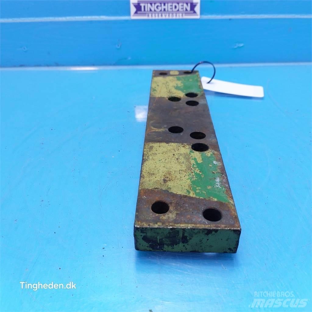 John Deere 3650 Muud traktoritarvikud