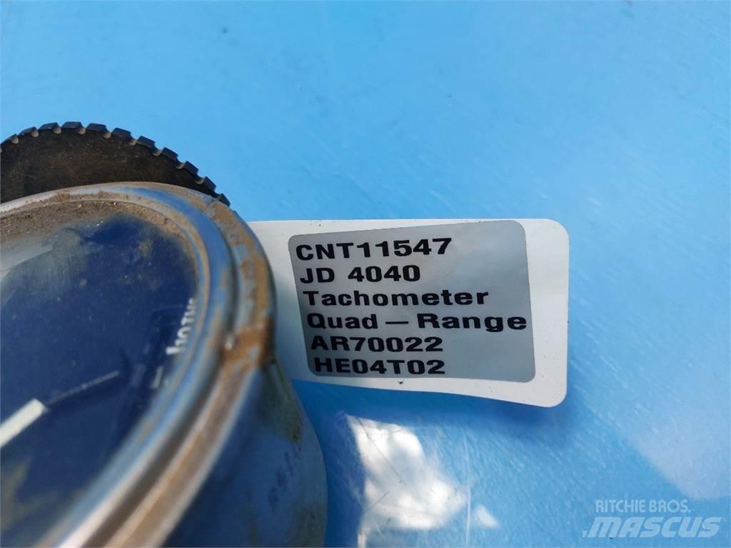 John Deere 4040 Elektroonikaseadmed