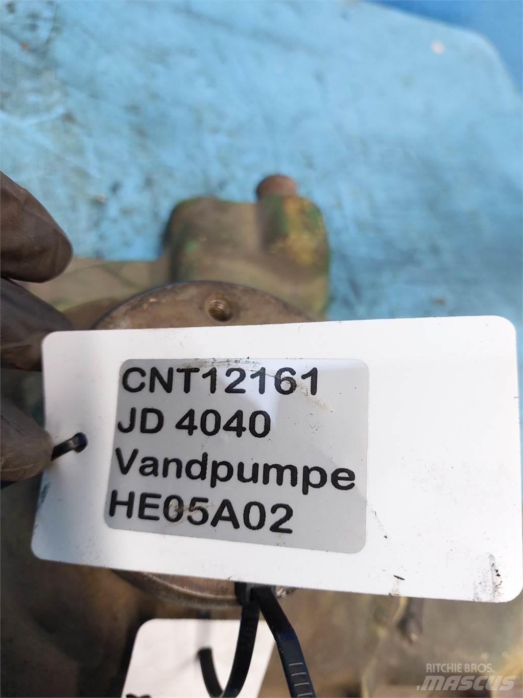 John Deere 4040 Mootorid