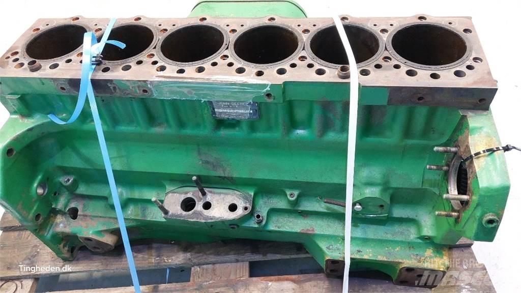John Deere 4055 Mootorid