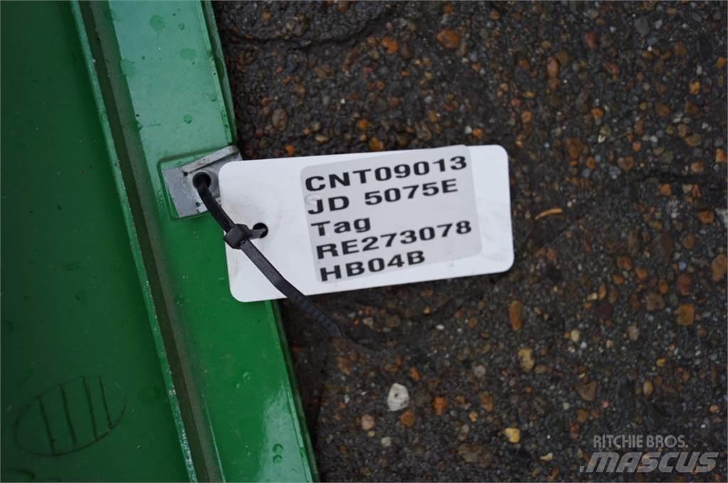 John Deere 5075E kabiinid