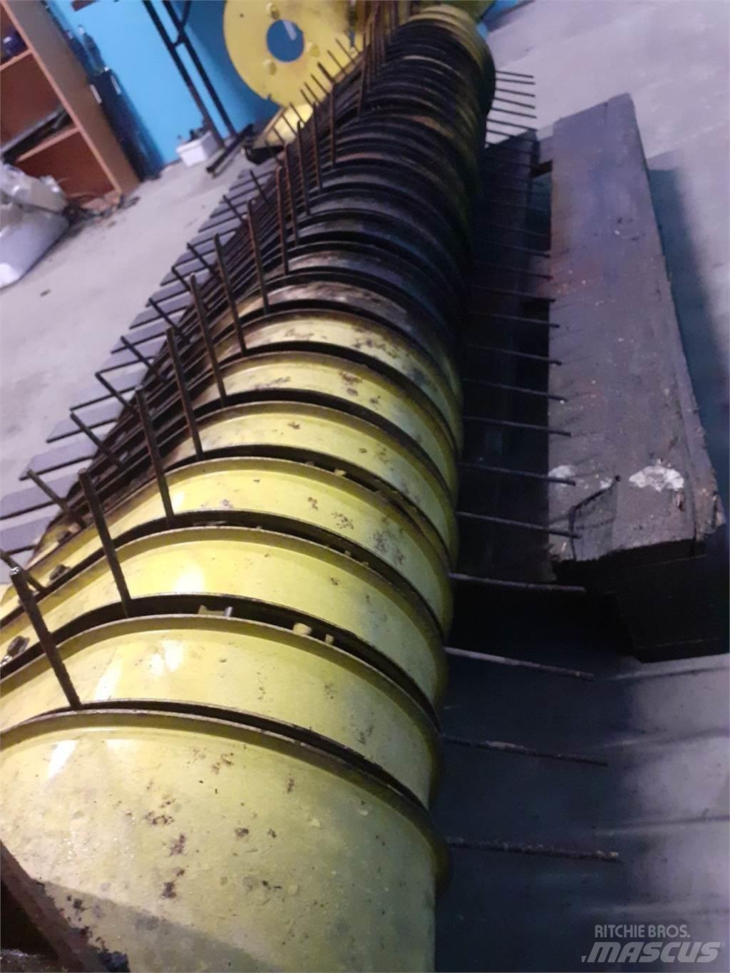 John Deere 590 Muud põllumajandusmasinad
