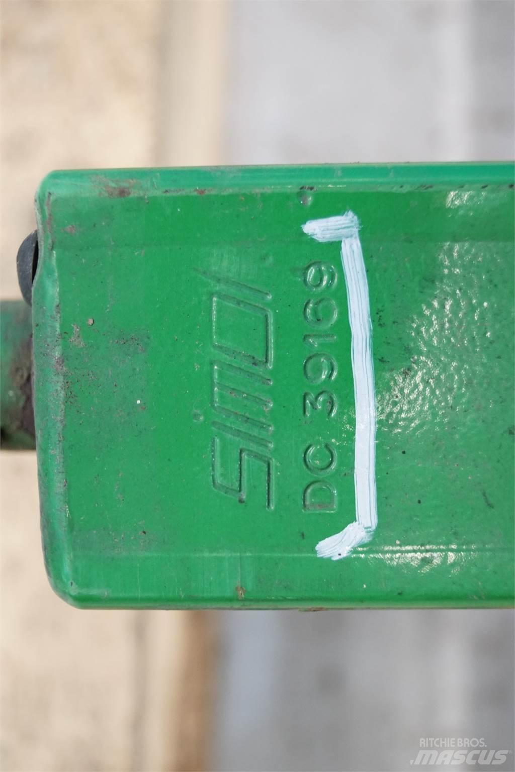 John Deere 590 Muud põllumajandusmasinad