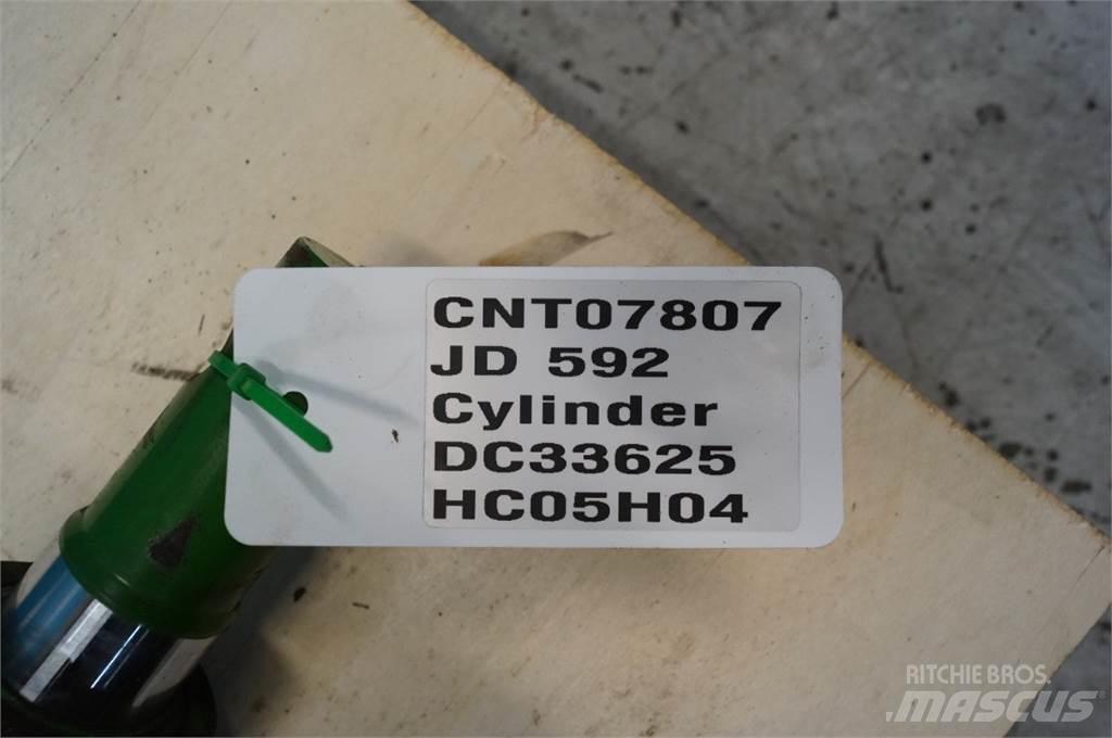 John Deere 592 Pakihaaratsid