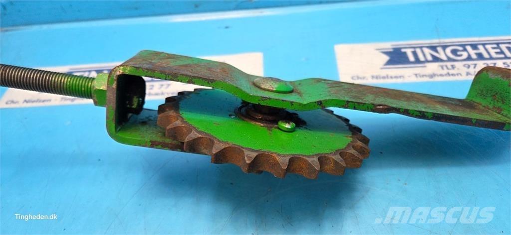 John Deere 625R Lisavarustus ja komponendid