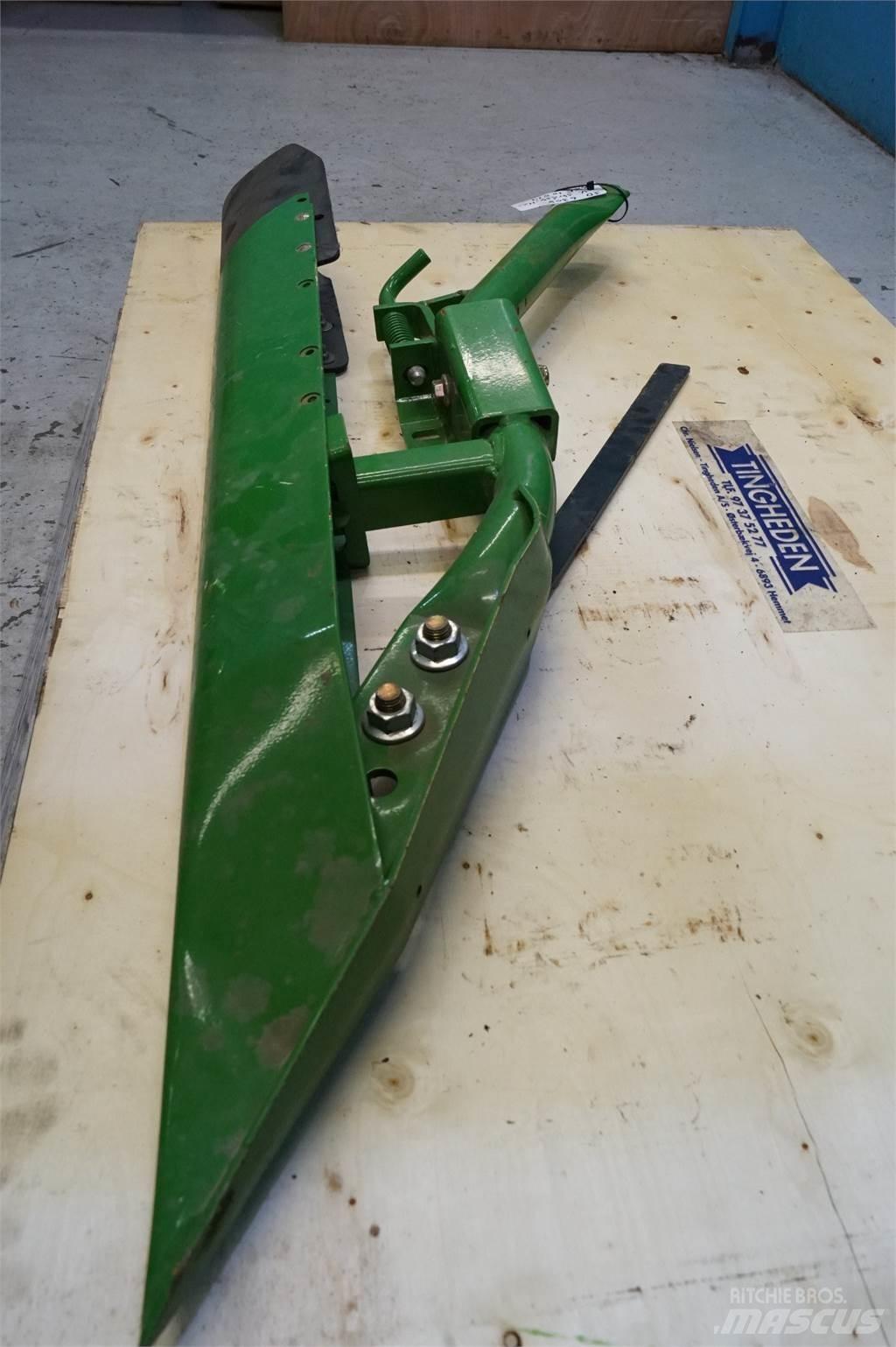 John Deere 630R Lisavarustus ja komponendid