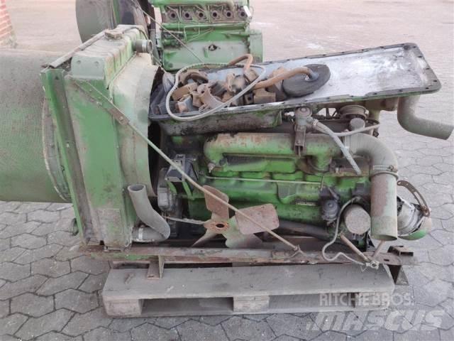John Deere 6329 Mootorid