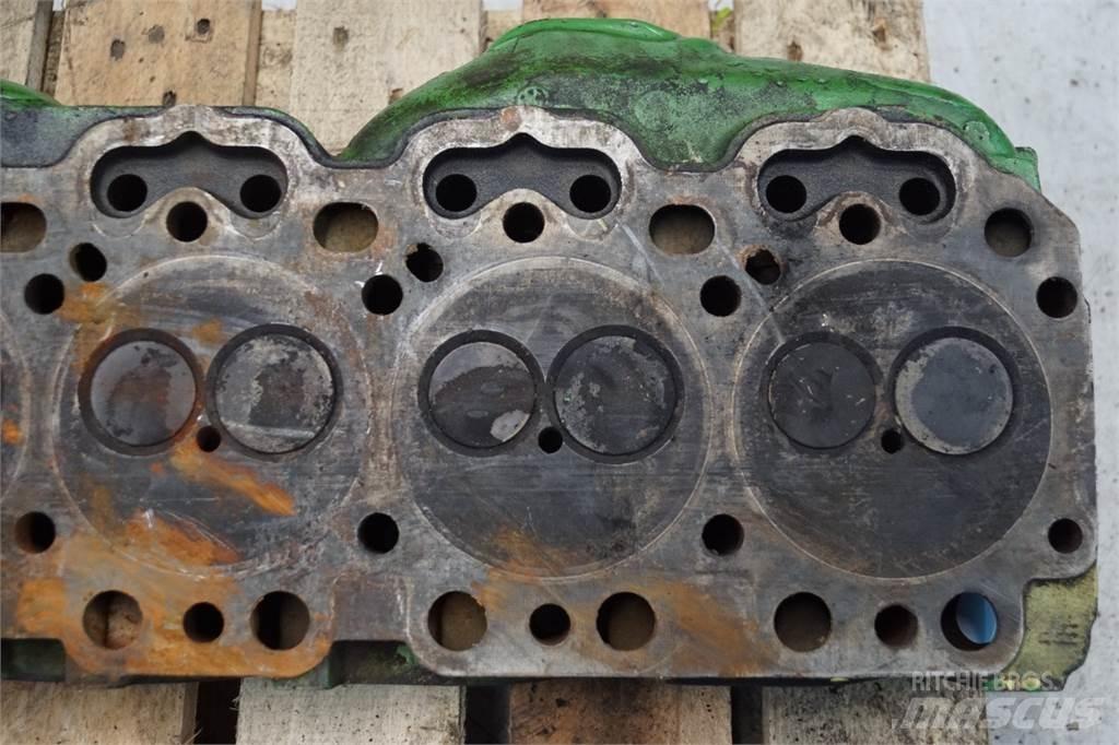 John Deere 6329 Mootorid