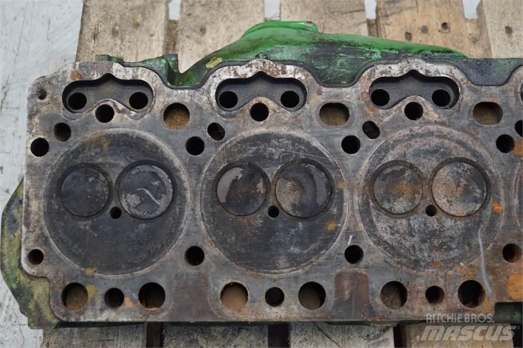 John Deere 6329 Mootorid