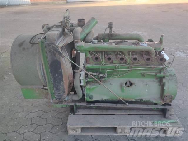 John Deere 6329D Mootorid