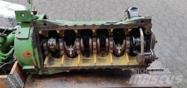 John Deere 6359T Mootorid
