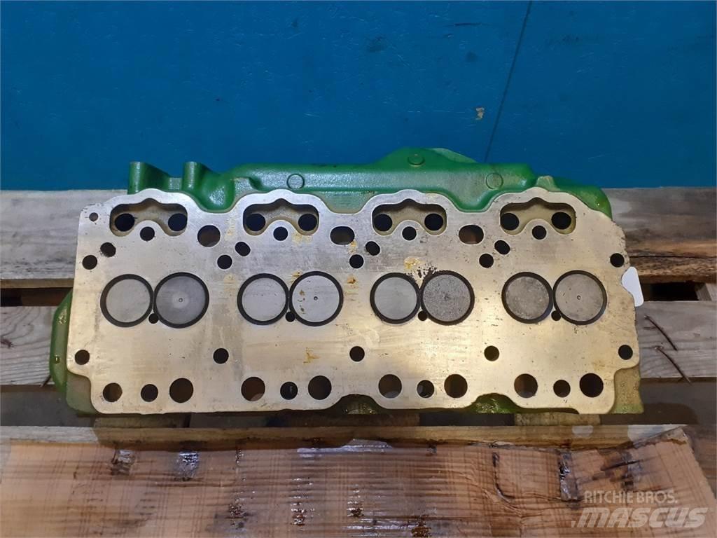John Deere 6400 Mootorid