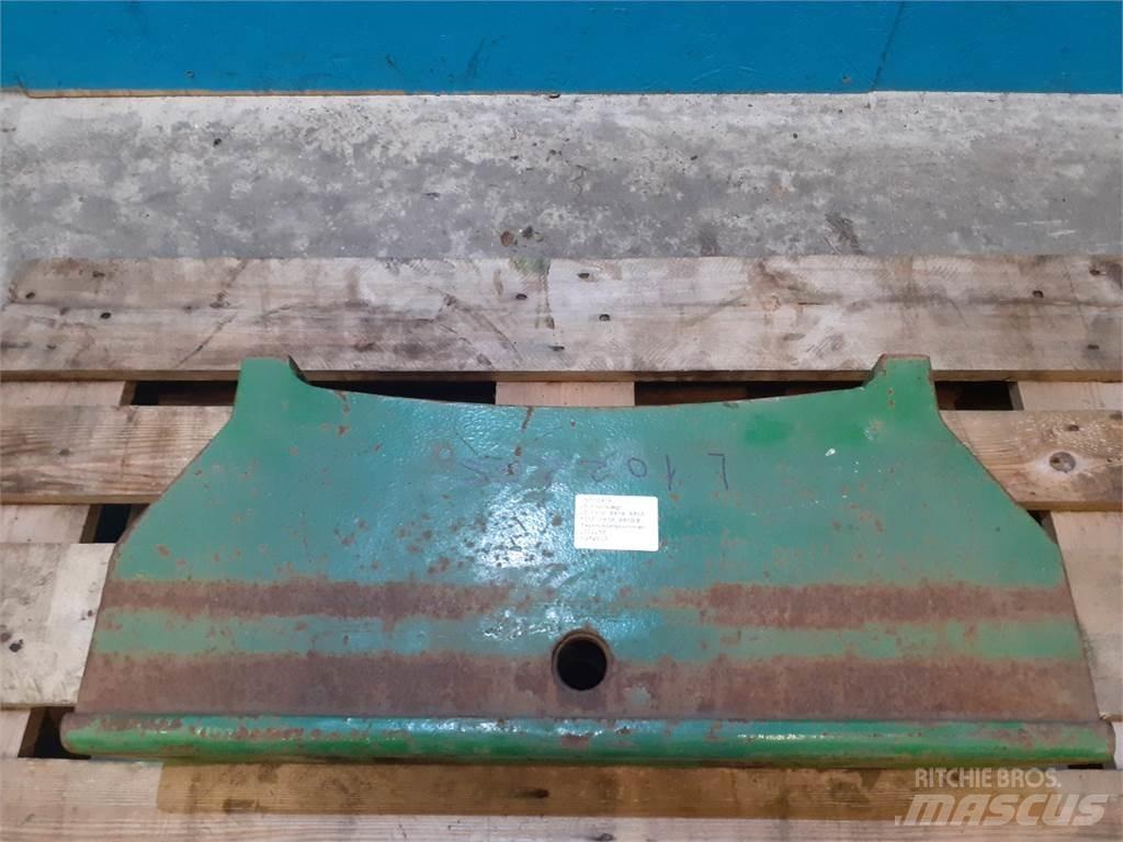 John Deere 6410 Esiraskused