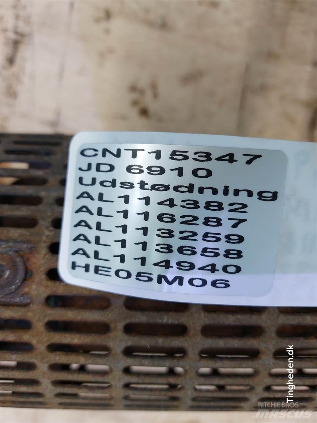 John Deere 6910 Mootorid