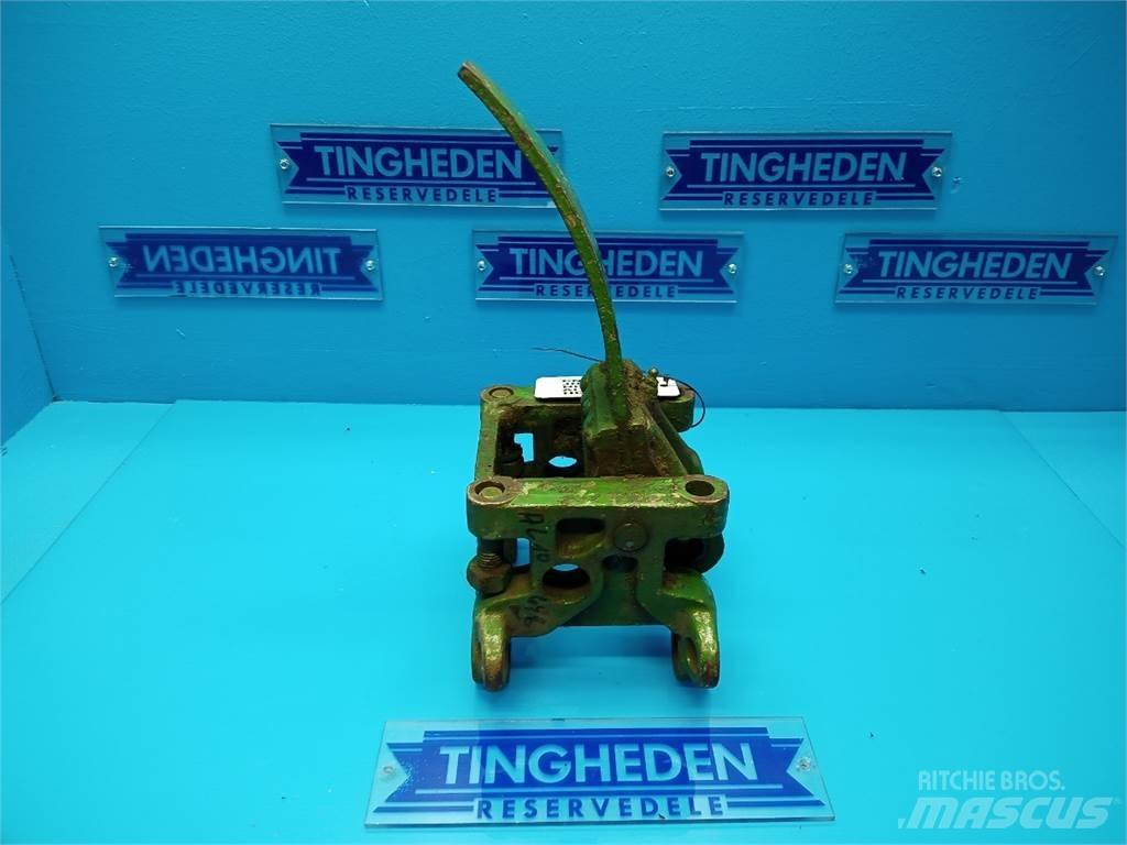 John Deere 710 Muud traktoritarvikud