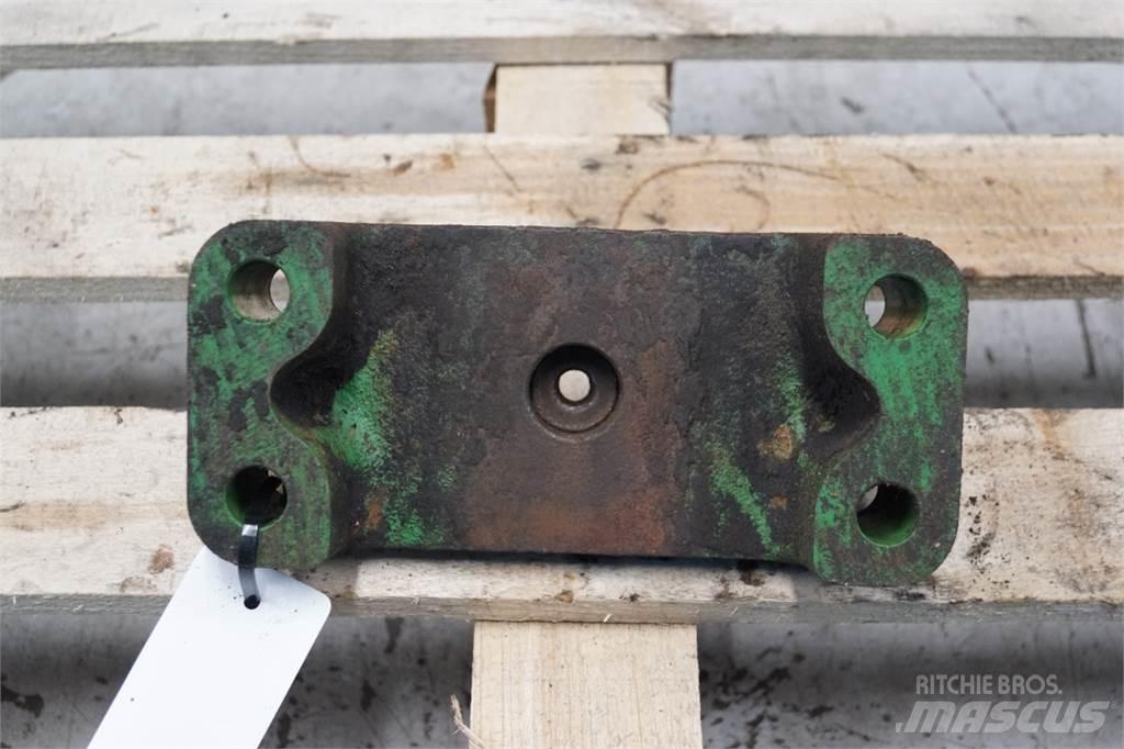 John Deere 7600 Muud traktoritarvikud