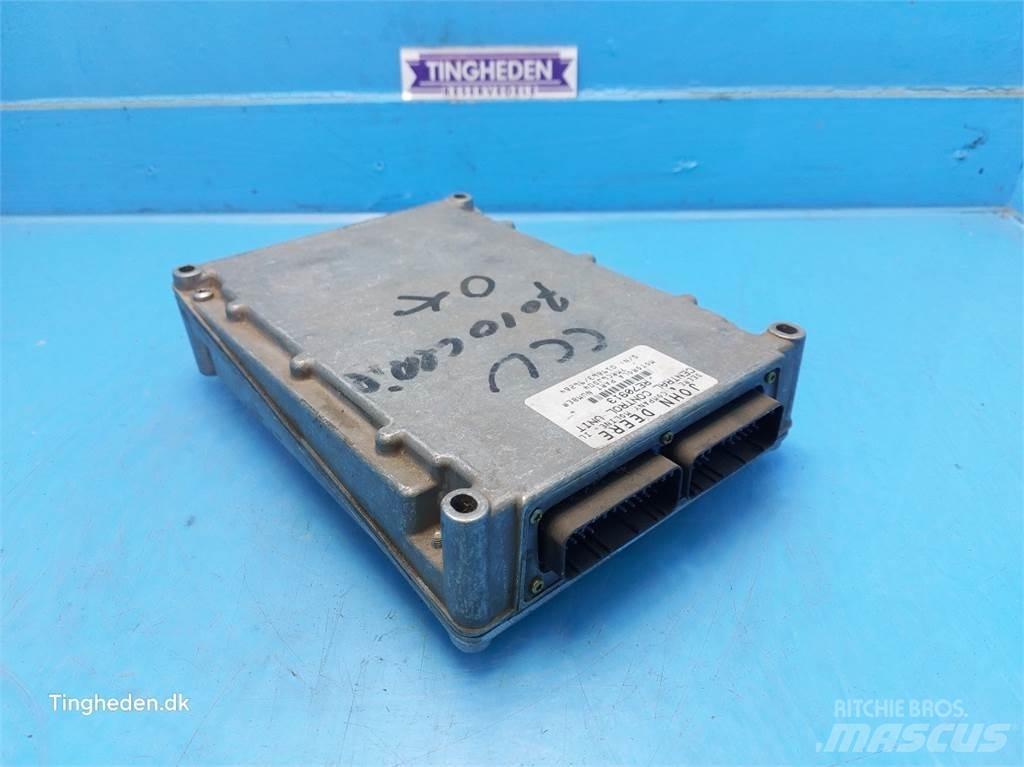 John Deere 7600 Elektroonikaseadmed