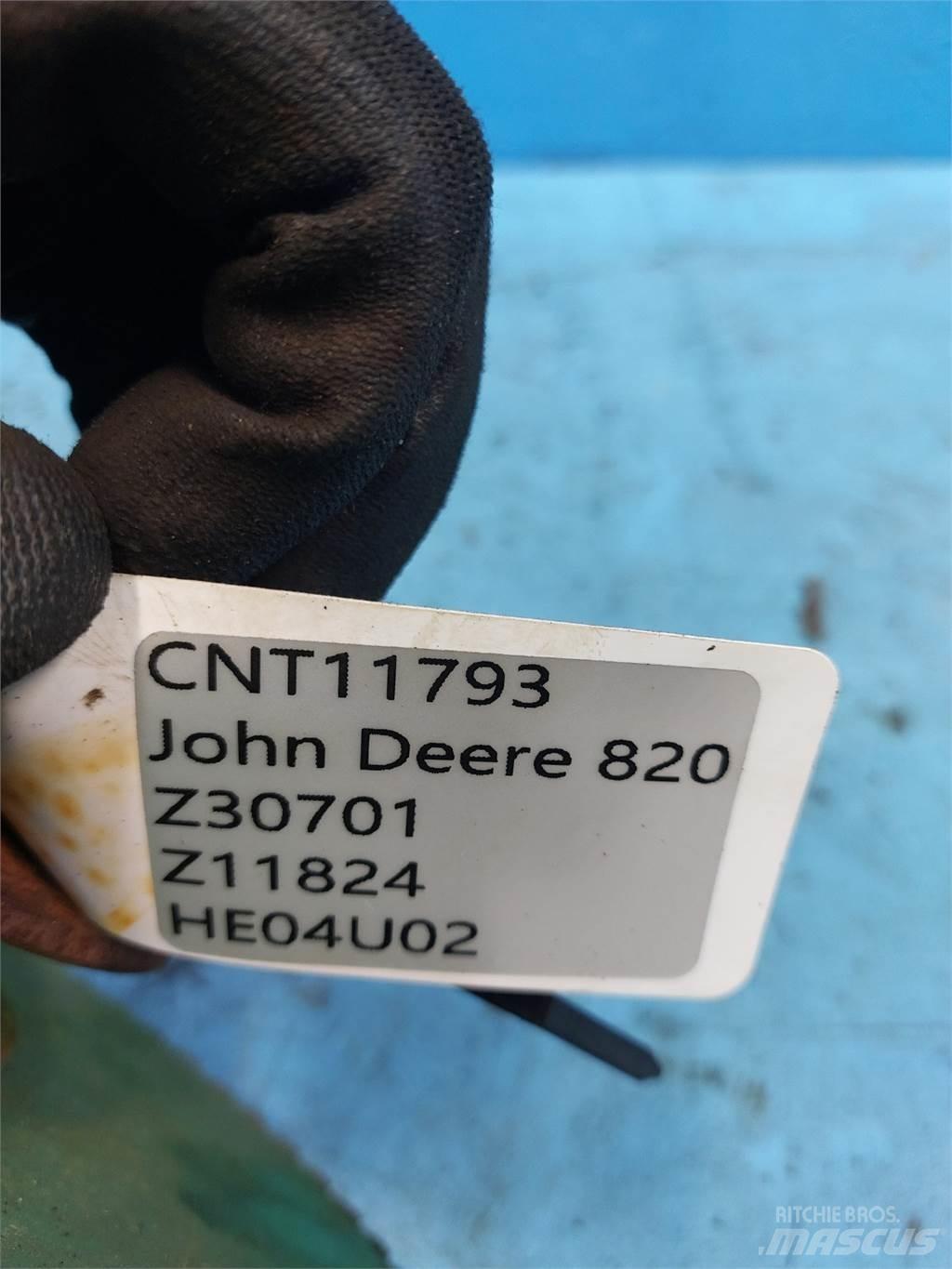 John Deere 820 Lisavarustus ja komponendid