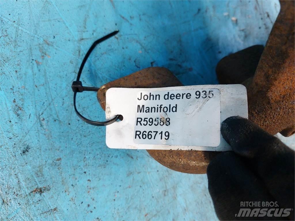 John Deere 935 Mootorid