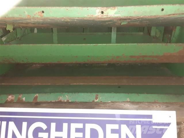 John Deere 955 Liivapuisturid ja soolapuisturid