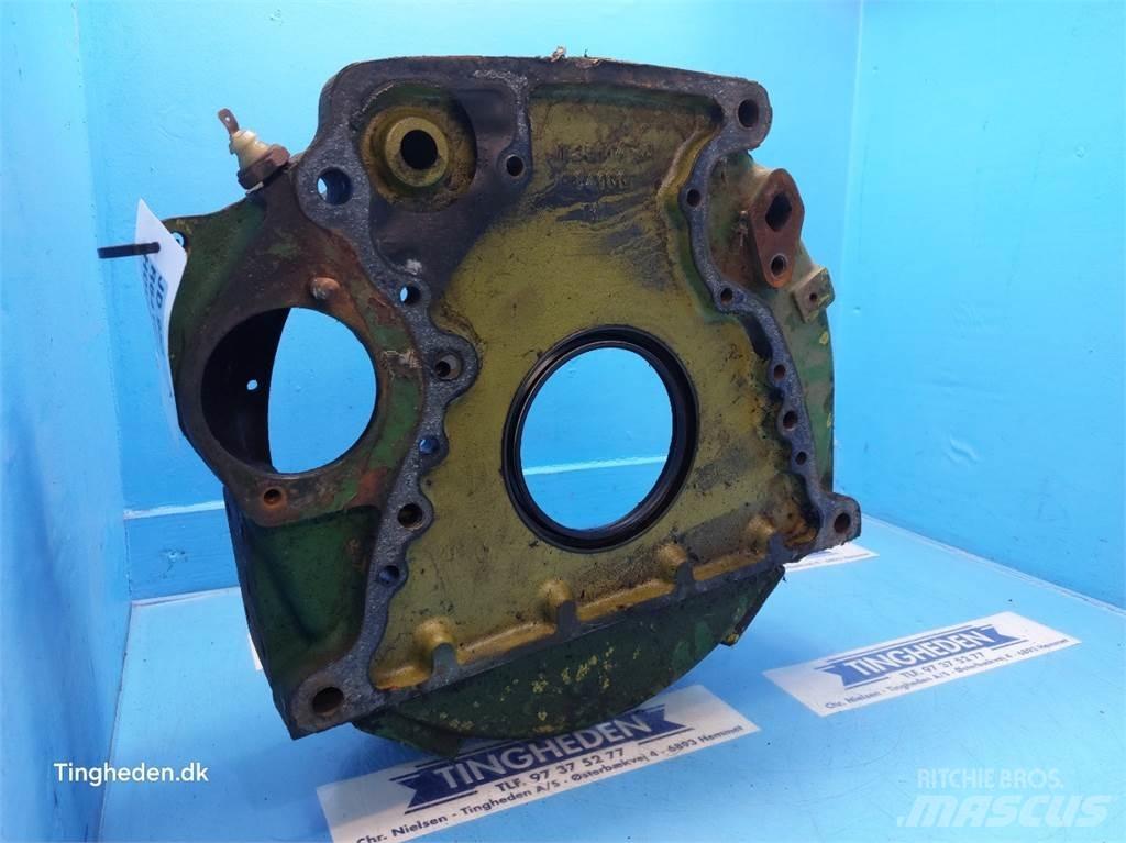 John Deere 955 Mootorid