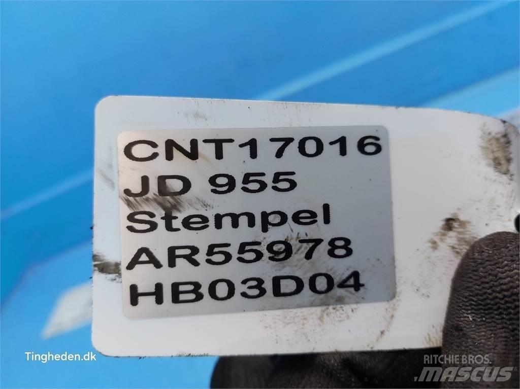 John Deere 955 Mootorid